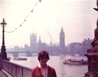 1976 London Thames003 (2).jpg