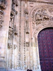 Salamanca entrance way to 900yo church.jpg