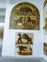 Tunis Bardo mosaic lions and bears.jpg