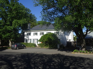 32272732198_d8167bb46f_n.jpg