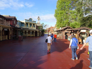 25769971548_c8aa0177c2_n.jpg
