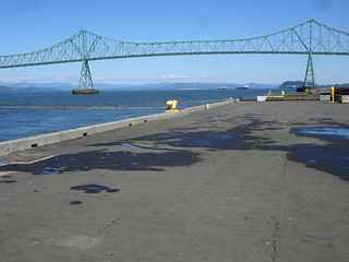 27486611017_06af3c580a_n.jpg
