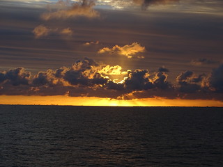 29470882866_75a232bb74_n.jpg