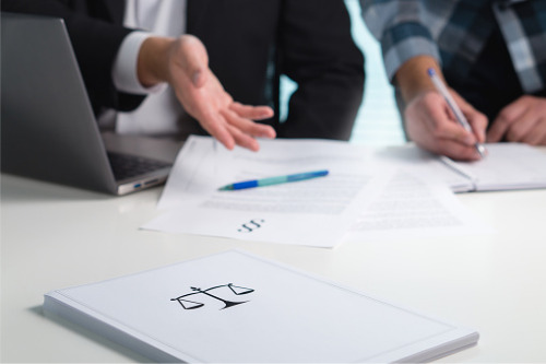 www.insurancebusinessmag.com
