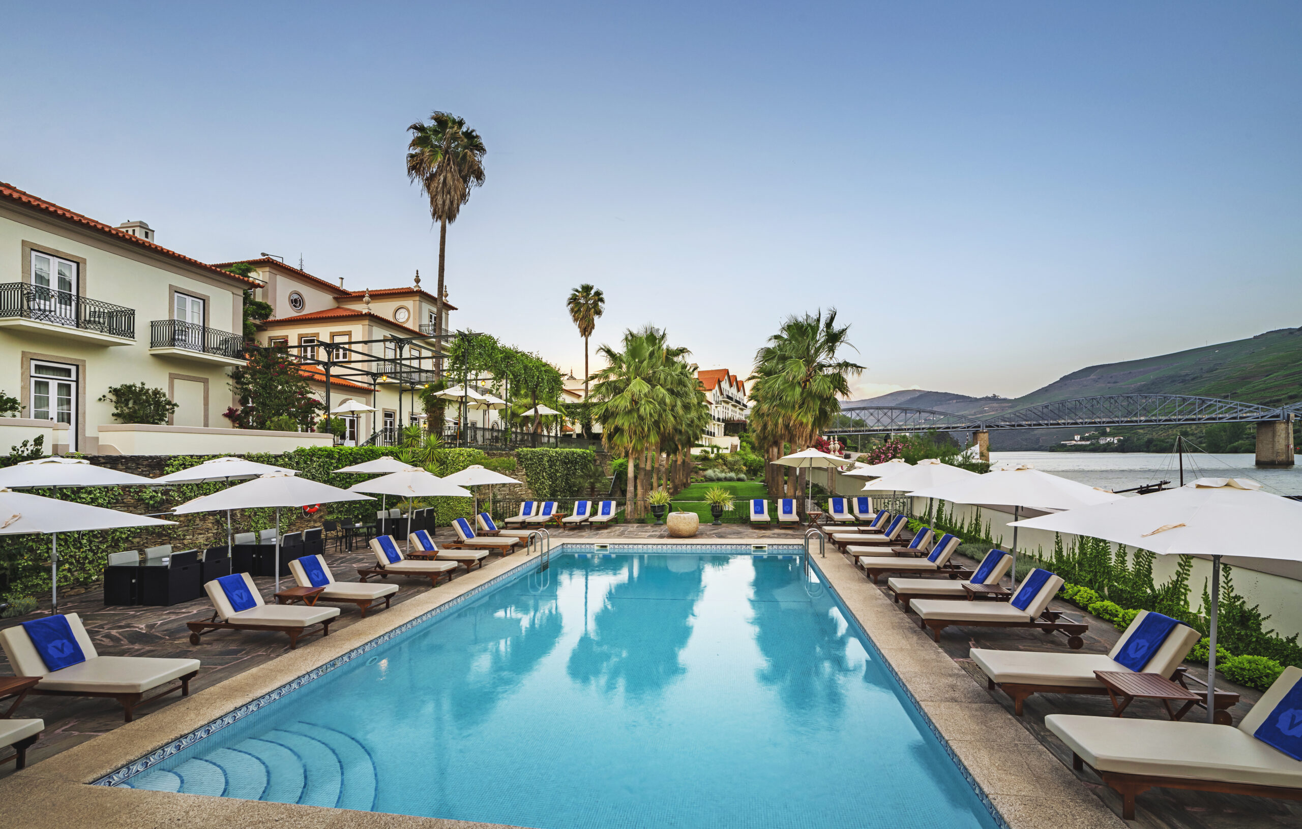 www.vintagehousehotel.com