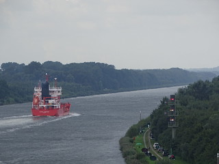 29215773250_cb2bb0d54a_n.jpg