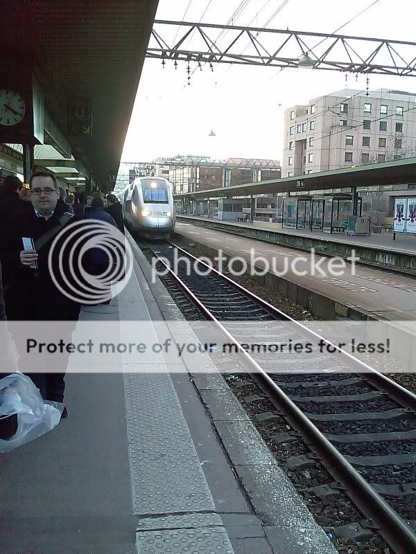 lyontrain1.jpg
