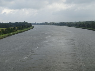 29470614786_b3c08bd03d_n.jpg