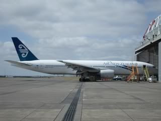 2010_NZ777-219ER.jpg