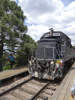 27292667097_e0fcf3451b_n.jpg