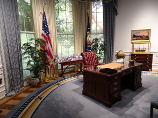 24807221747_66d8cd7749_n.jpg