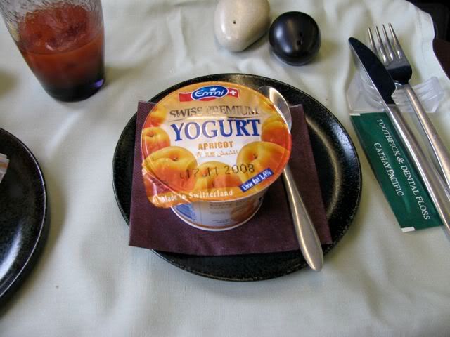 SIN-HKGBreakfast2.jpg