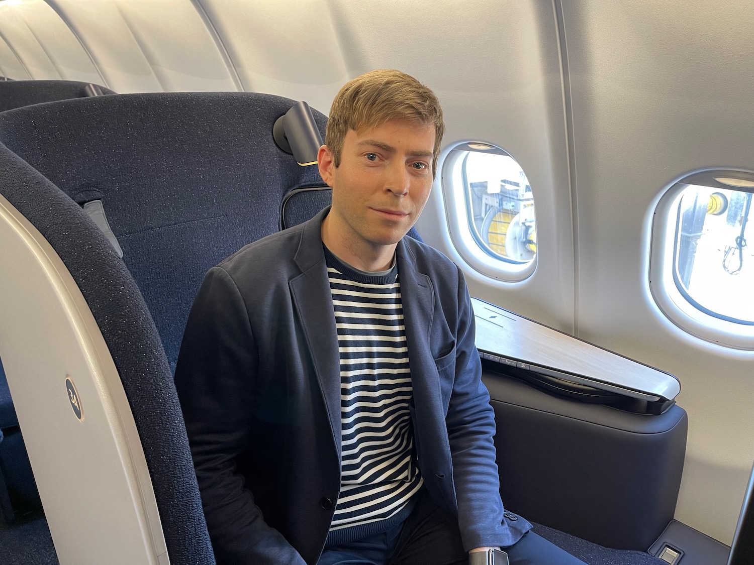liveandletsfly.com