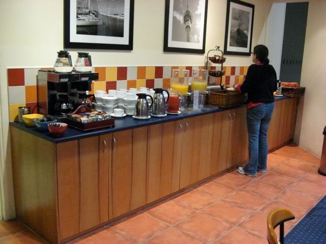 Breakfastbar.jpg