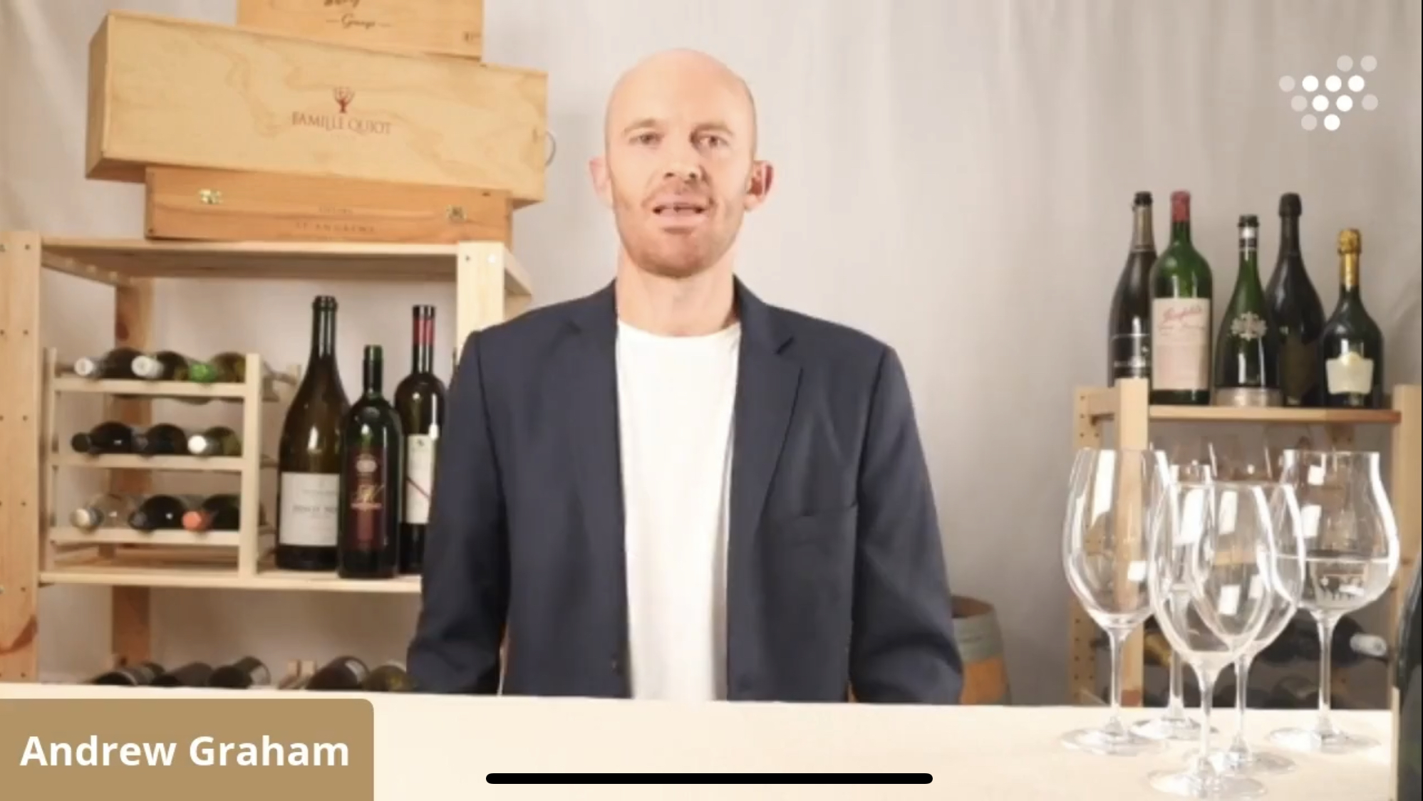 www.ozwinereview.com