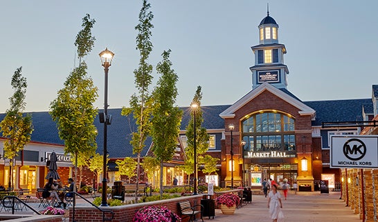 www.premiumoutlets.com