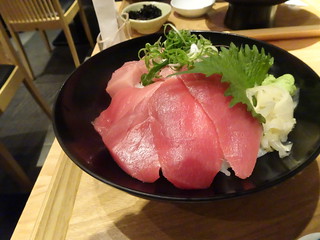 28682846378_bbd738bd24_n.jpg