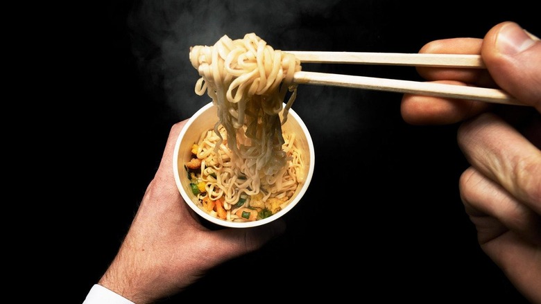 www.tastingtable.com