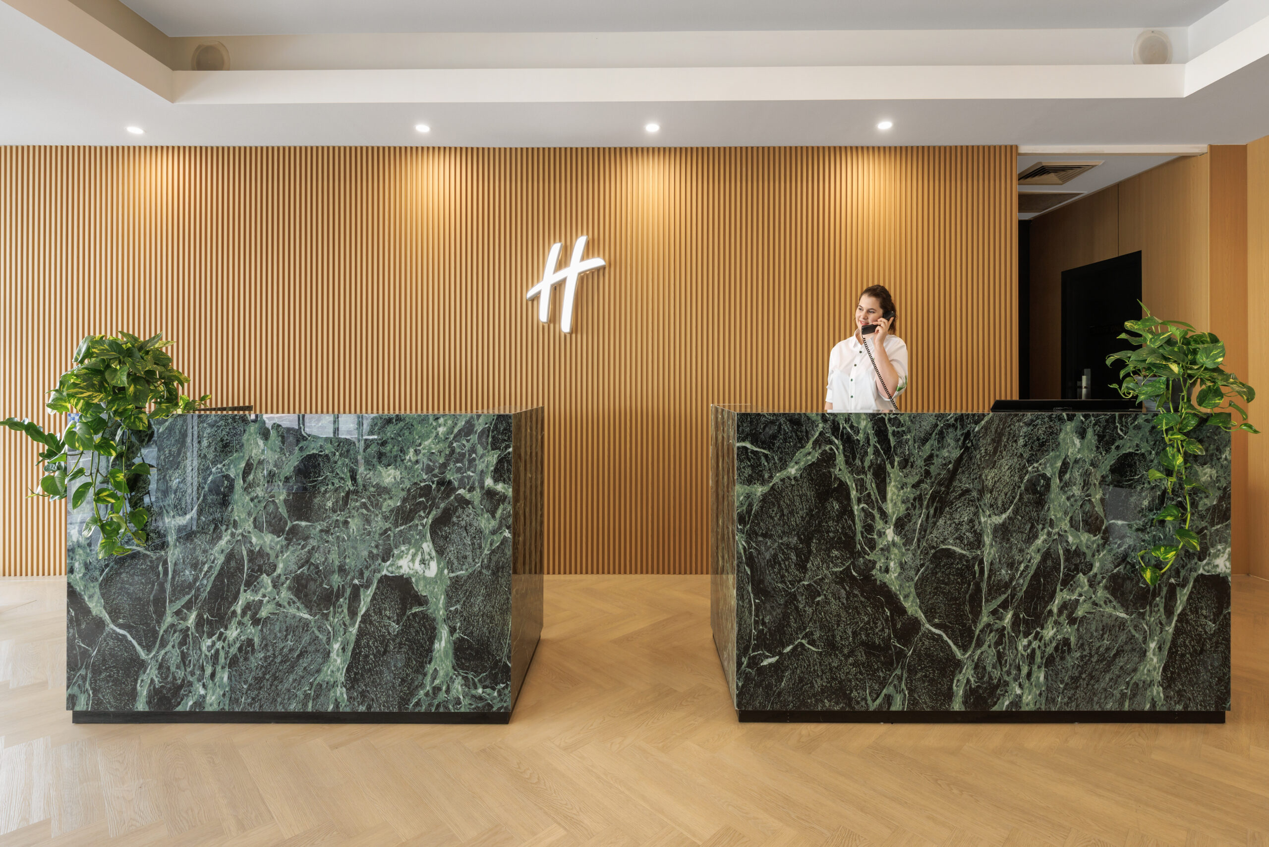 laviehotels.com