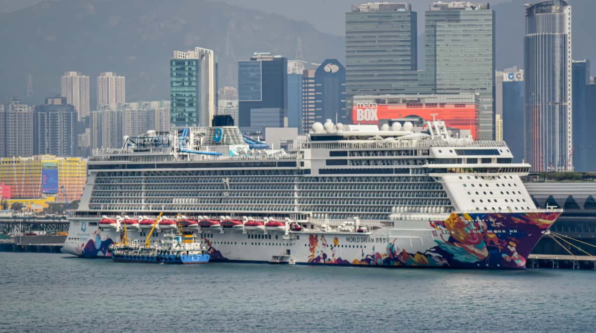 www.cruisehive.com