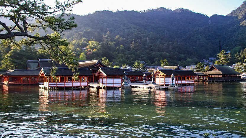 www.japan-guide.com