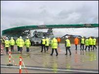 _40005289_wingandstaff203.jpg
