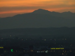 32066625541_8fe998b603_n.jpg