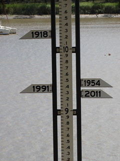 32342927720_58aef093f7_n.jpg