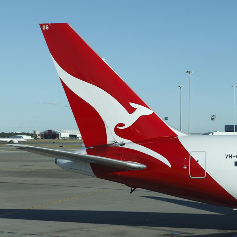 A 78-year-old Vietnam vet was involuntarily downgraded from his business flight seat so a Qantas pilot could get to Adelaide.