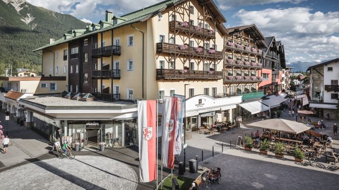 Krumers_Post_Hotel_Spa-Seefeld_in_Tirol-Aussenansicht-4-127456.jpg