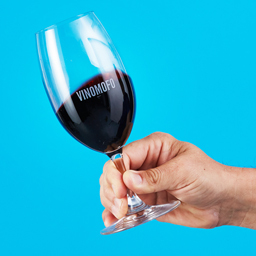 www.vinomofo.com