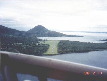 Rabaul_Airport19880217.jpg