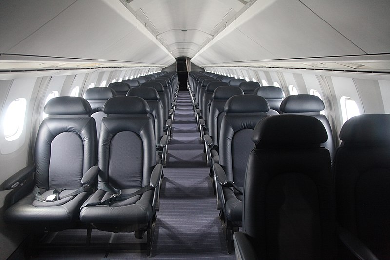 800px-Concorde_passenger_cabin.jpg