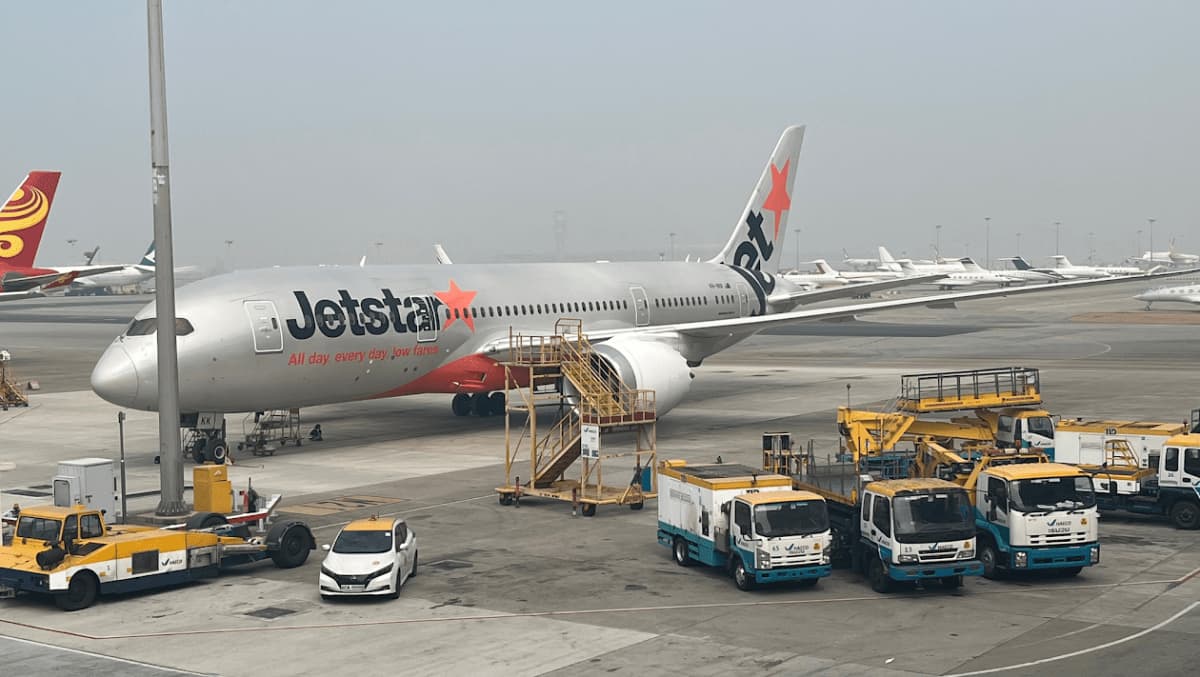Jetstar Add Jetstar Boeing 787 refurbishment adding more Business Class seats ...