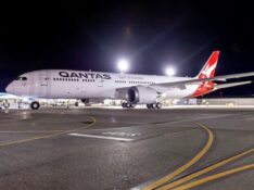 Qantas first 787