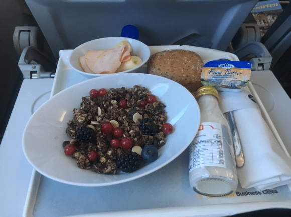 Lufthansa short-haul Business class breakfast service