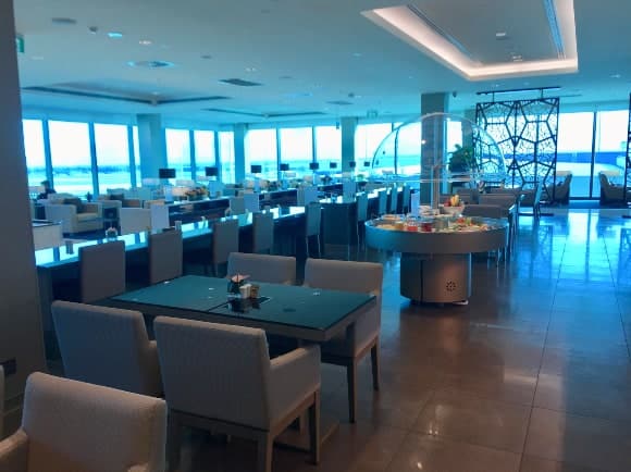 Review: The Emirates Lounge, Melbourne