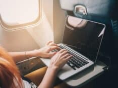 Using laptop computer on plane