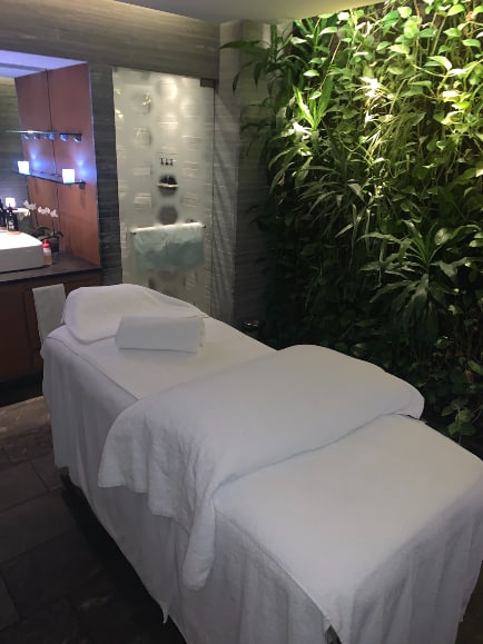 Spa treatment room in the Qantas First Lounge