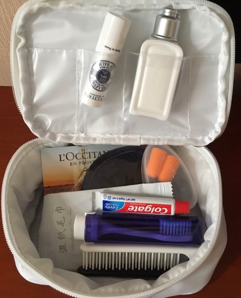 Air China Business class amenity kit contents