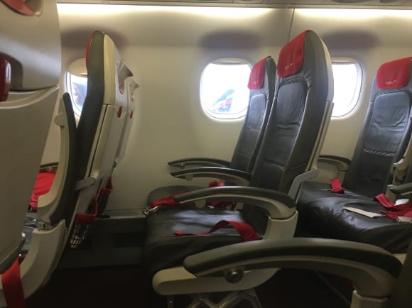 Austrian Airlines' very firm Embraer E190 seats
