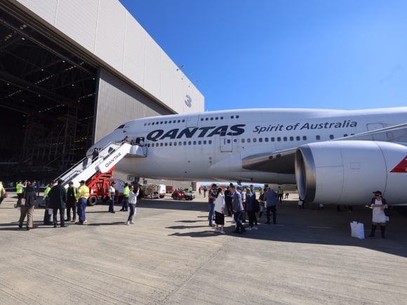 A Qantas 747 Farewell Fit for a Queen