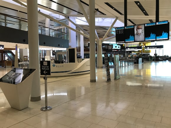 Airside in the international departures area at Sydney Airport in November 2020