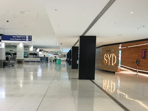 SYD international departures