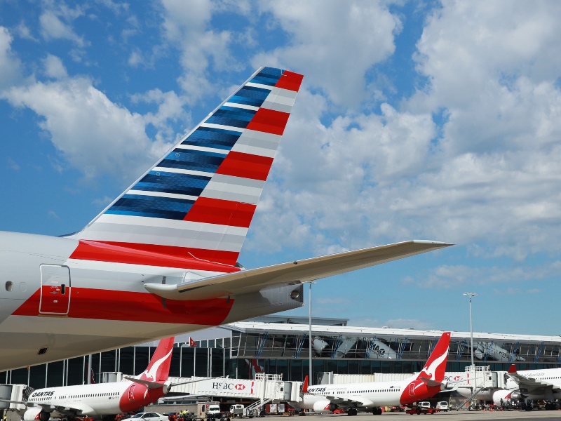 American Airlines and Qantas planes in Sydney