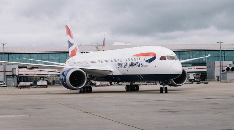 British Airways Boeing 787-8 at LHR