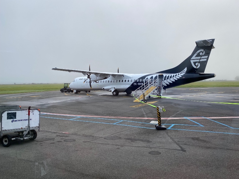 Air New Zealand ATR72 in Invercargill