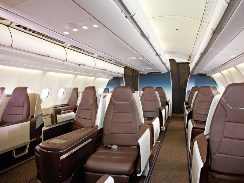 Hawaiian Airlines A330 international Business/domestic First Class