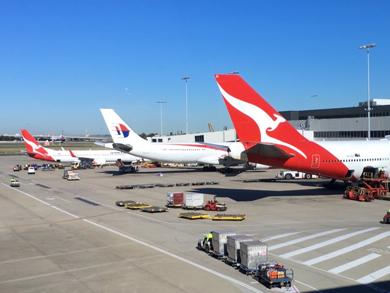Qantas and Malaysia Airlines planes