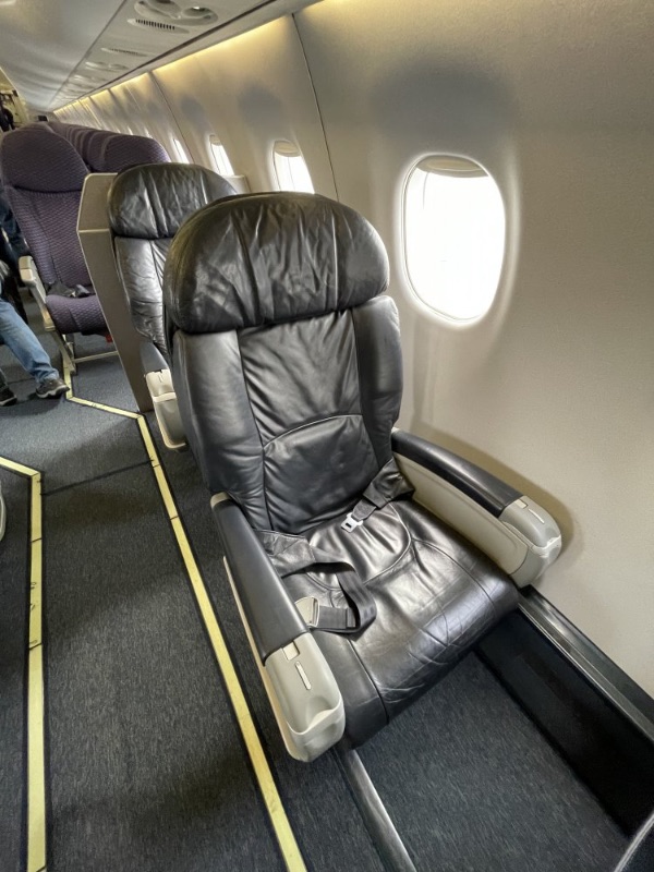 Solo Business seats on an ex-Copa Embraer E190